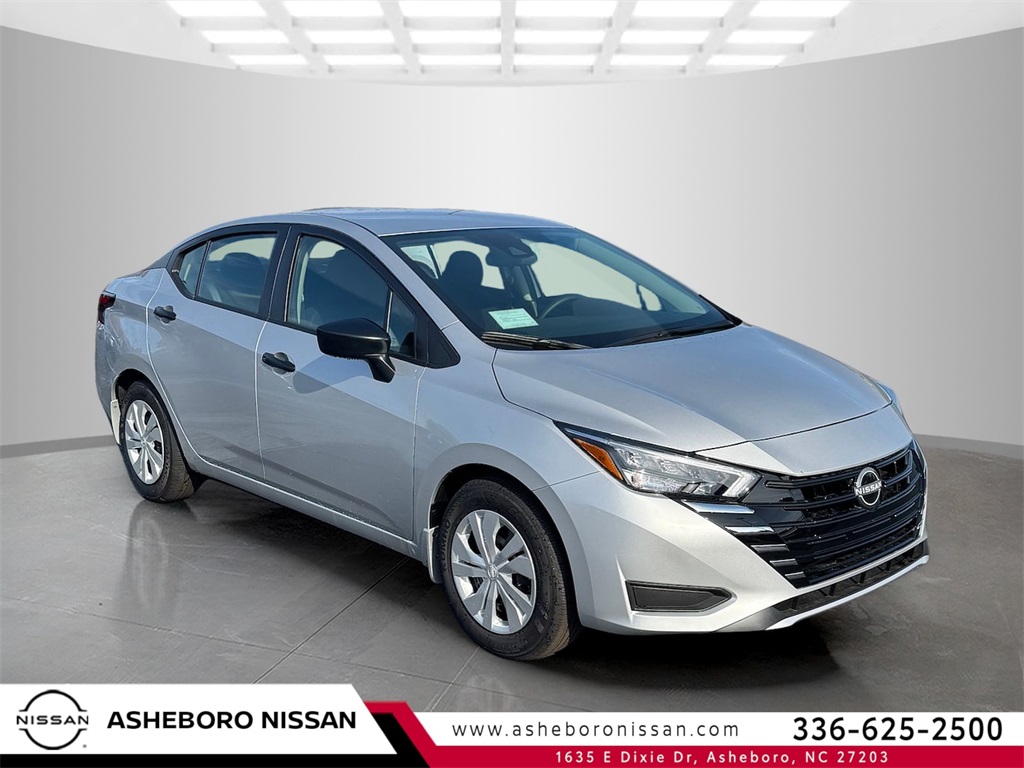 2025 Nissan Versa Sedan S's photo