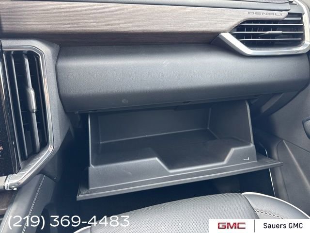 2024 Gmc Acadia Denali photo 14