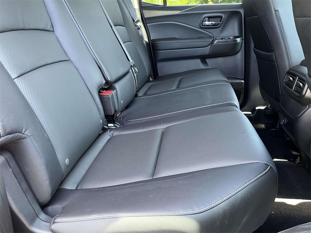 2025 Honda Ridgeline RTL photo 14