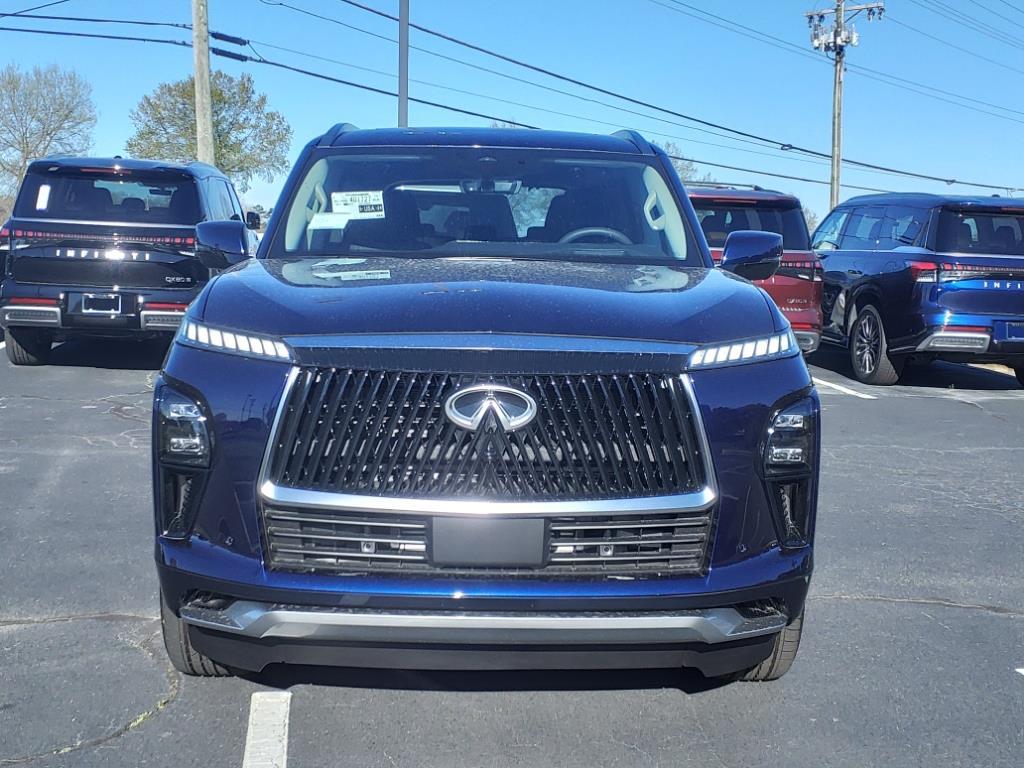 2025 Infiniti QX80 Luxe photo 2