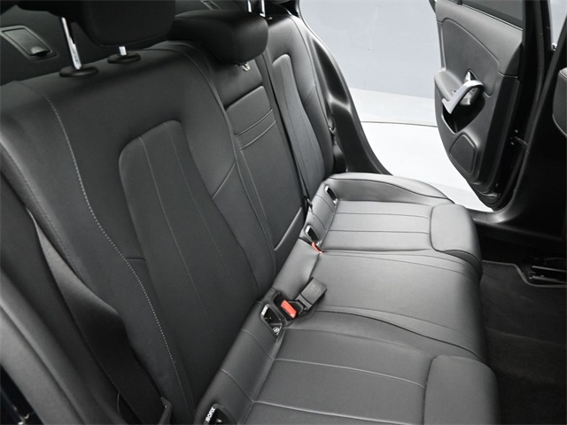 2022 Mercedes Benz A 220 photo 25