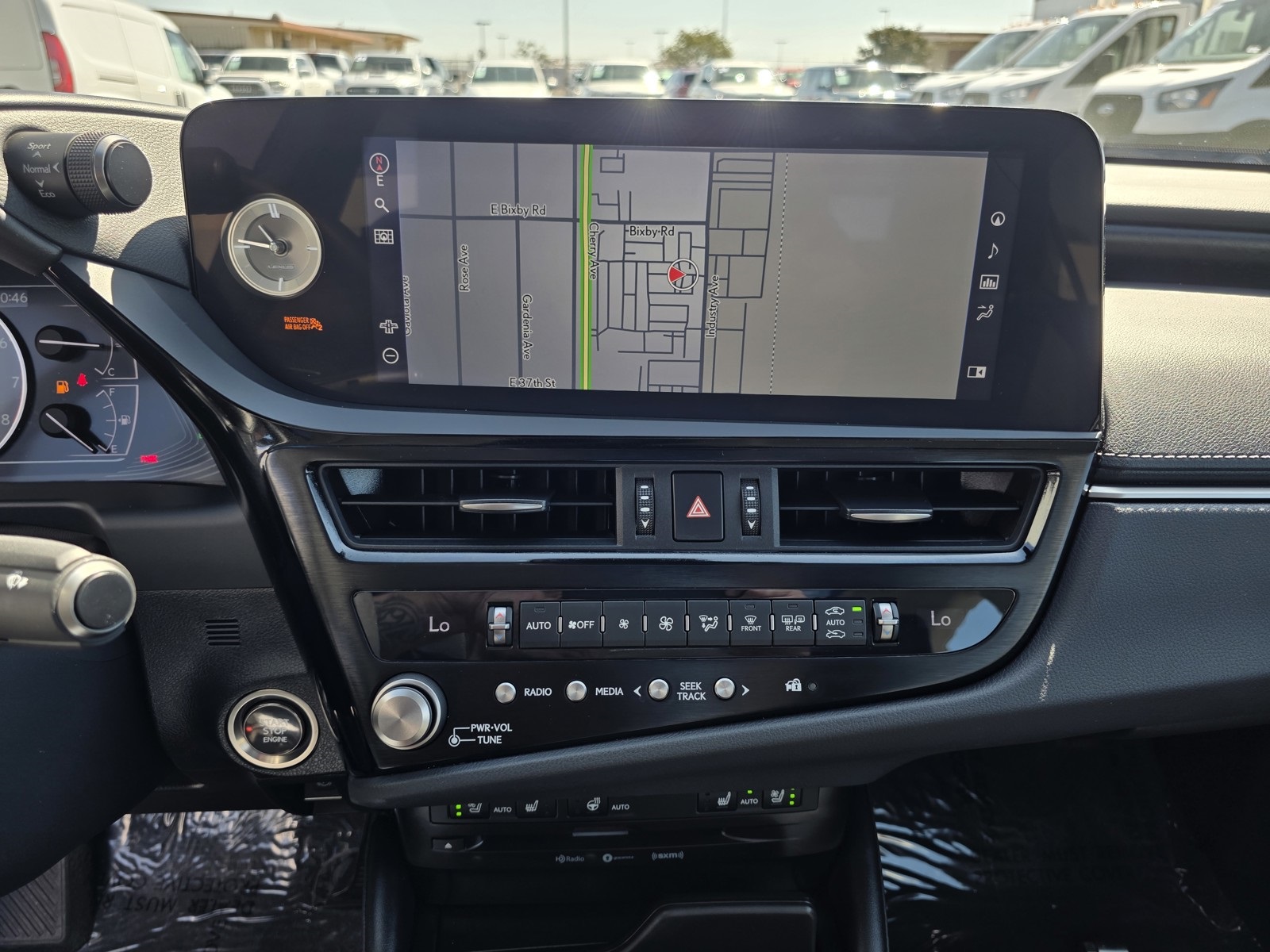 2022 Lexus ES 350 photo 23