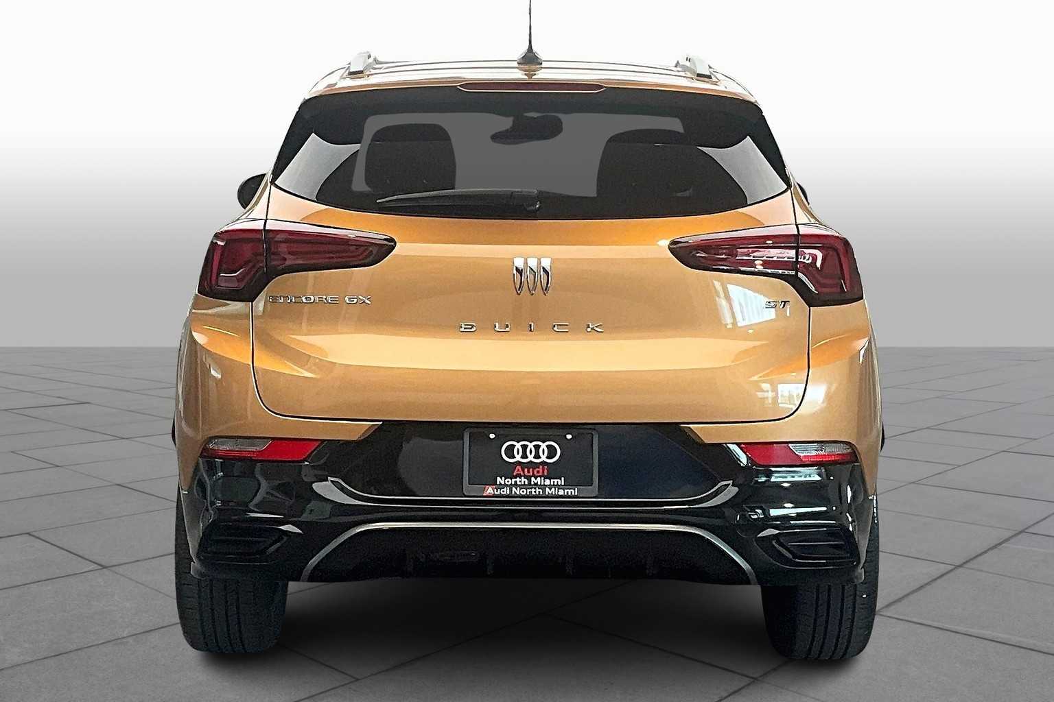 2024 Buick Encore GX Sport Touring photo 3