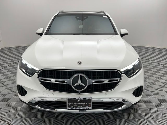 2023 Mercedes Benz GLC 300 4MATIC photo 2