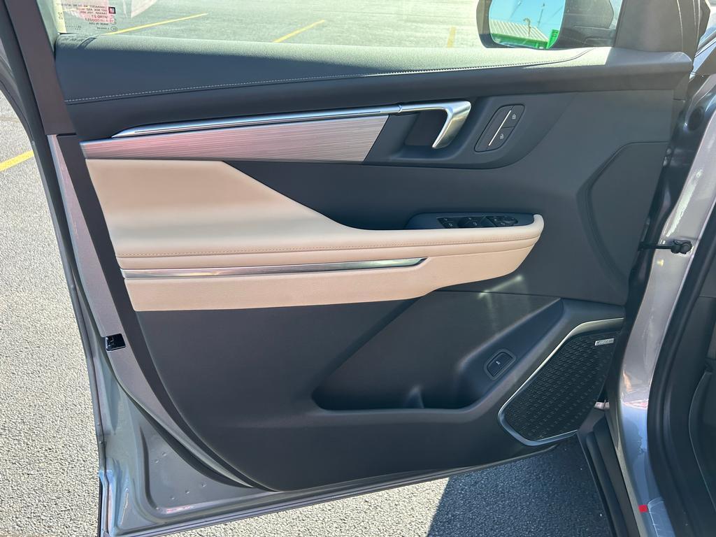2026 Buick Enclave Preferred photo 4