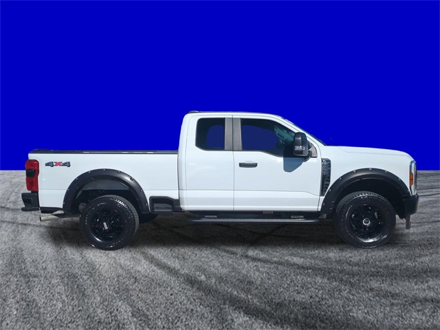 2024 Ford F-350 XL photo 2