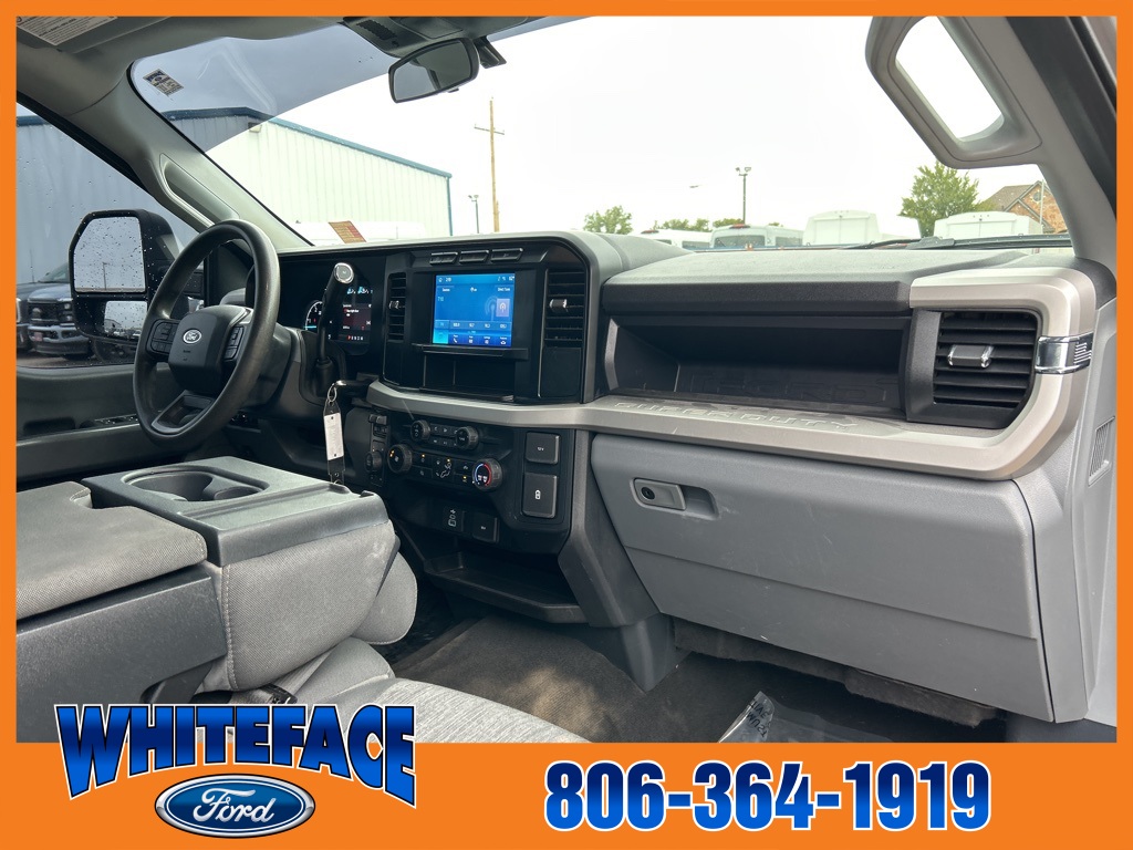 2023 Ford F-350 XL photo 38