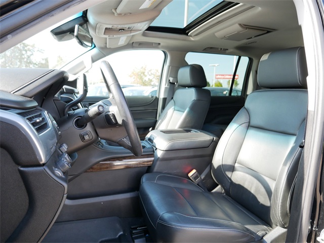 2020 Chevrolet Suburban LT photo 15