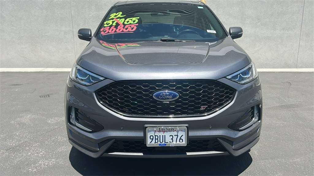 2022 Ford Edge ST photo 2