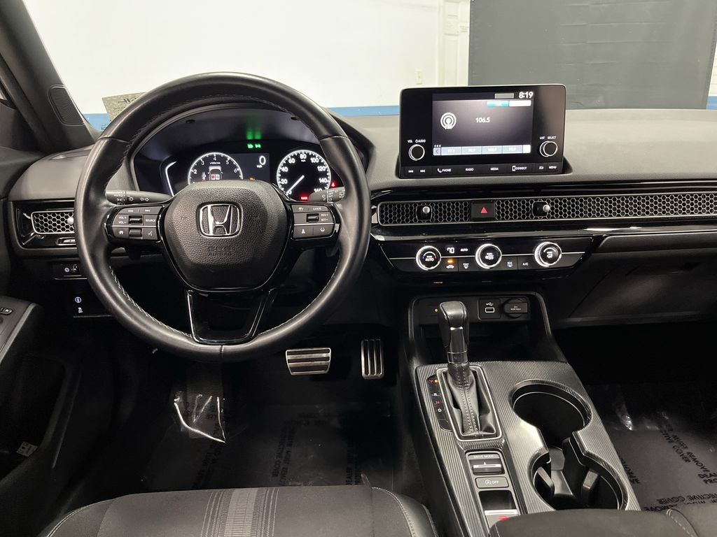 2023 Honda Civic Sport photo 4