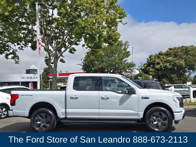 2025 Ford F-150 Lightning photo 8