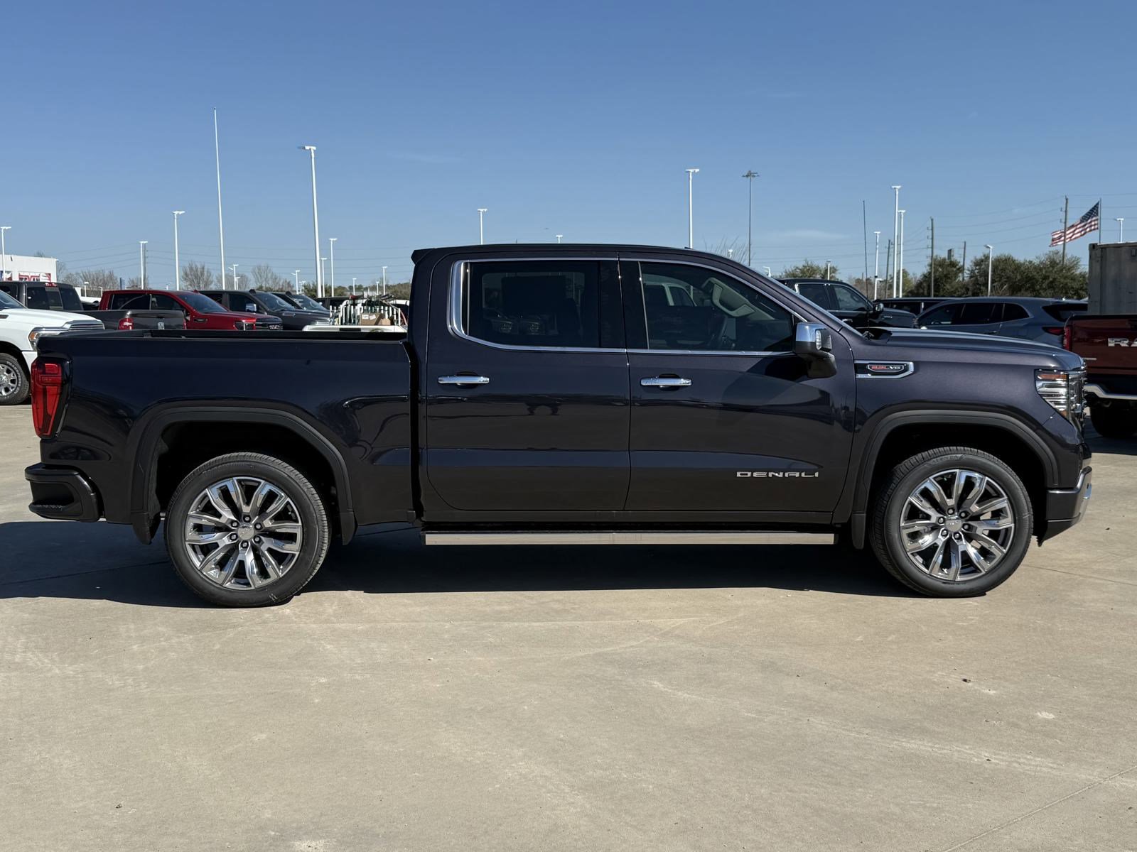 2025 Gmc Sierra 1500 Denali photo 3