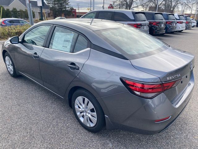 2025 Nissan Sentra S photo 4