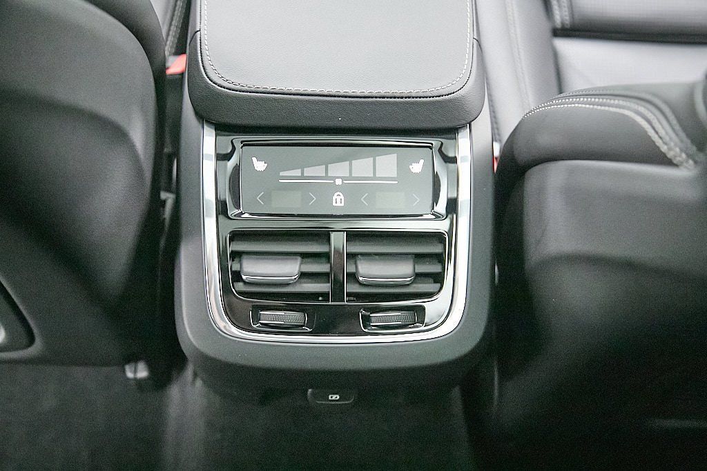 2026 VOLVO V90CC - Image 26