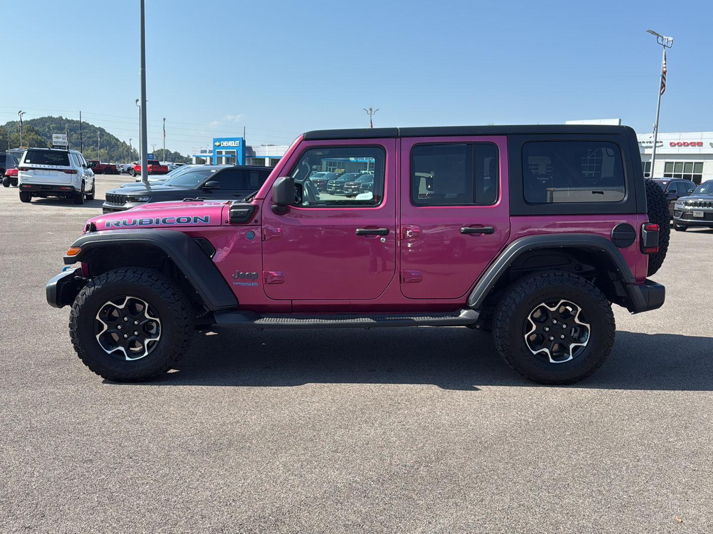 2022 Jeep Wrangler 4xe Unlimited Rubicon photo 3