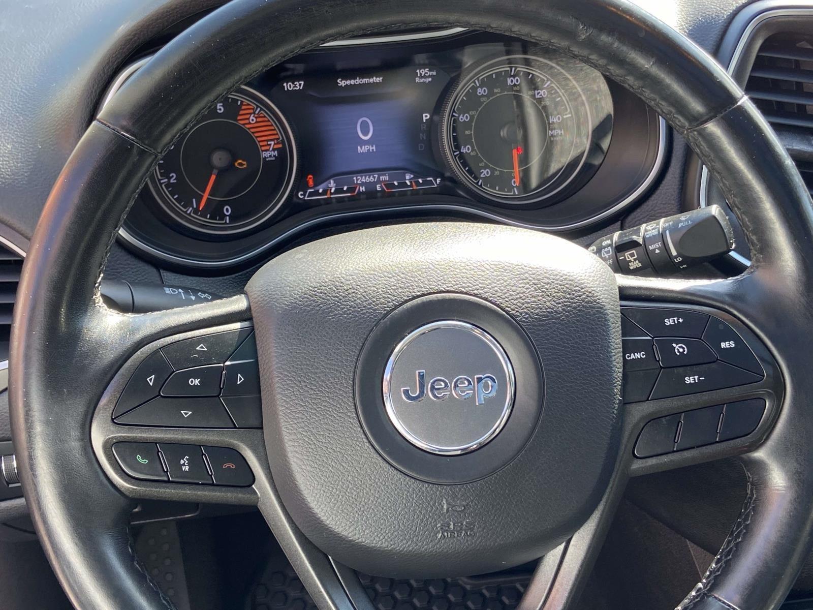 2019 Jeep Cherokee Trailhawk photo 11