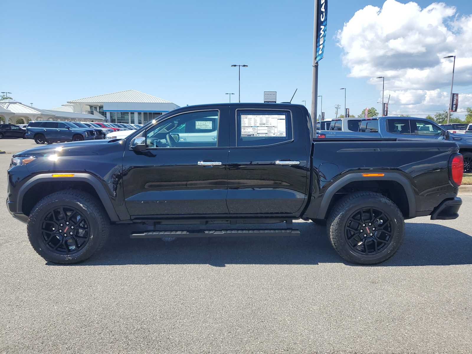 2026 Gmc Canyon Denali photo 2