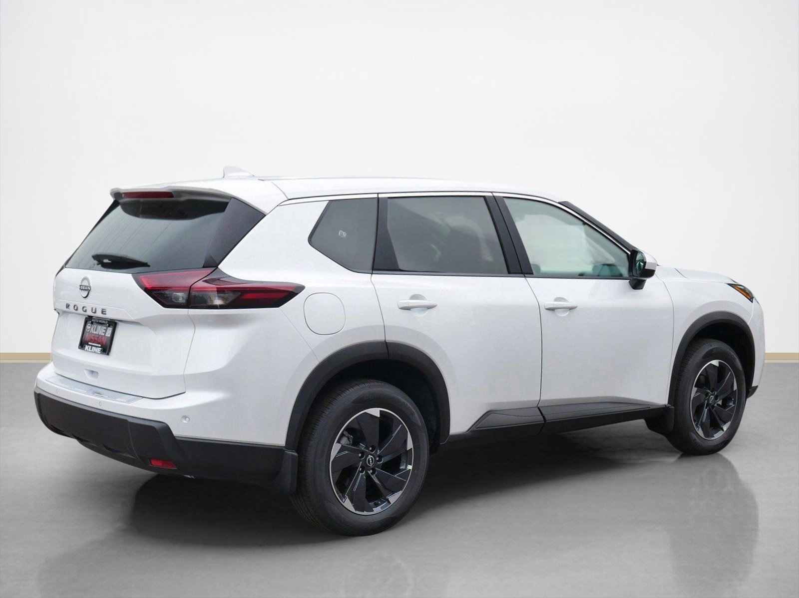 2026 Nissan Rogue SV photo 2