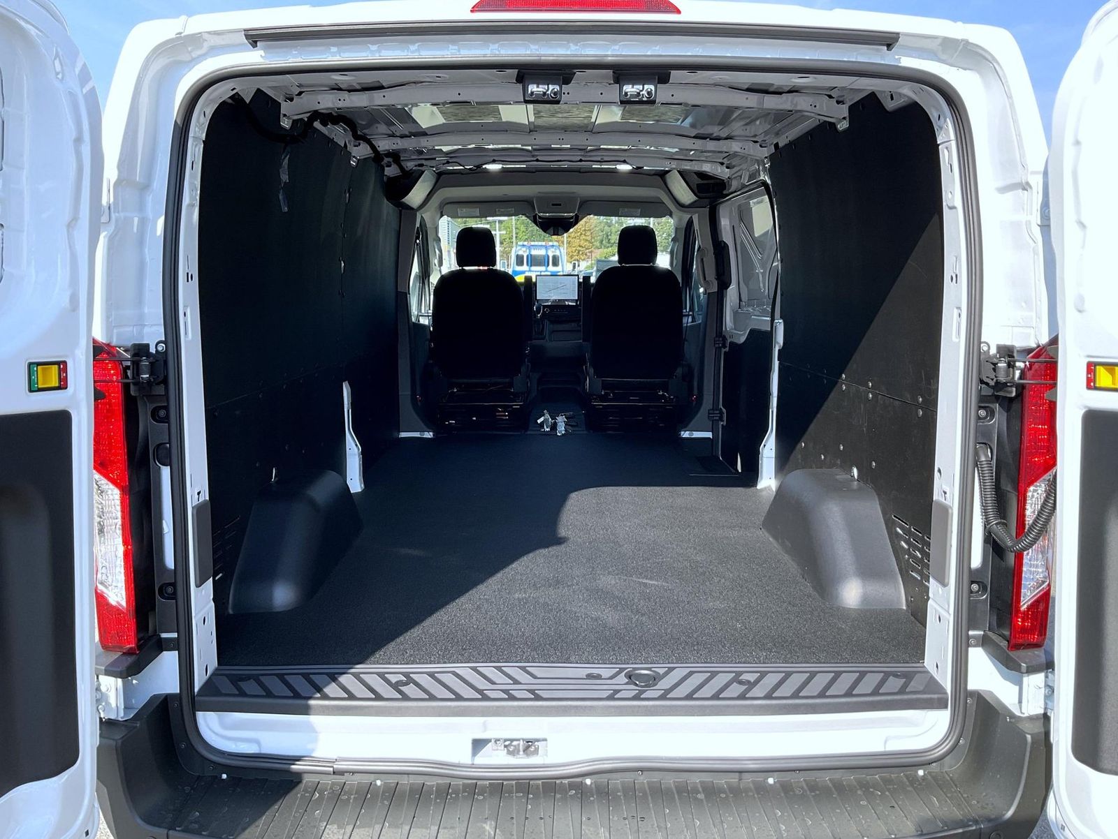 2025 Ford Transit Cargo photo 11