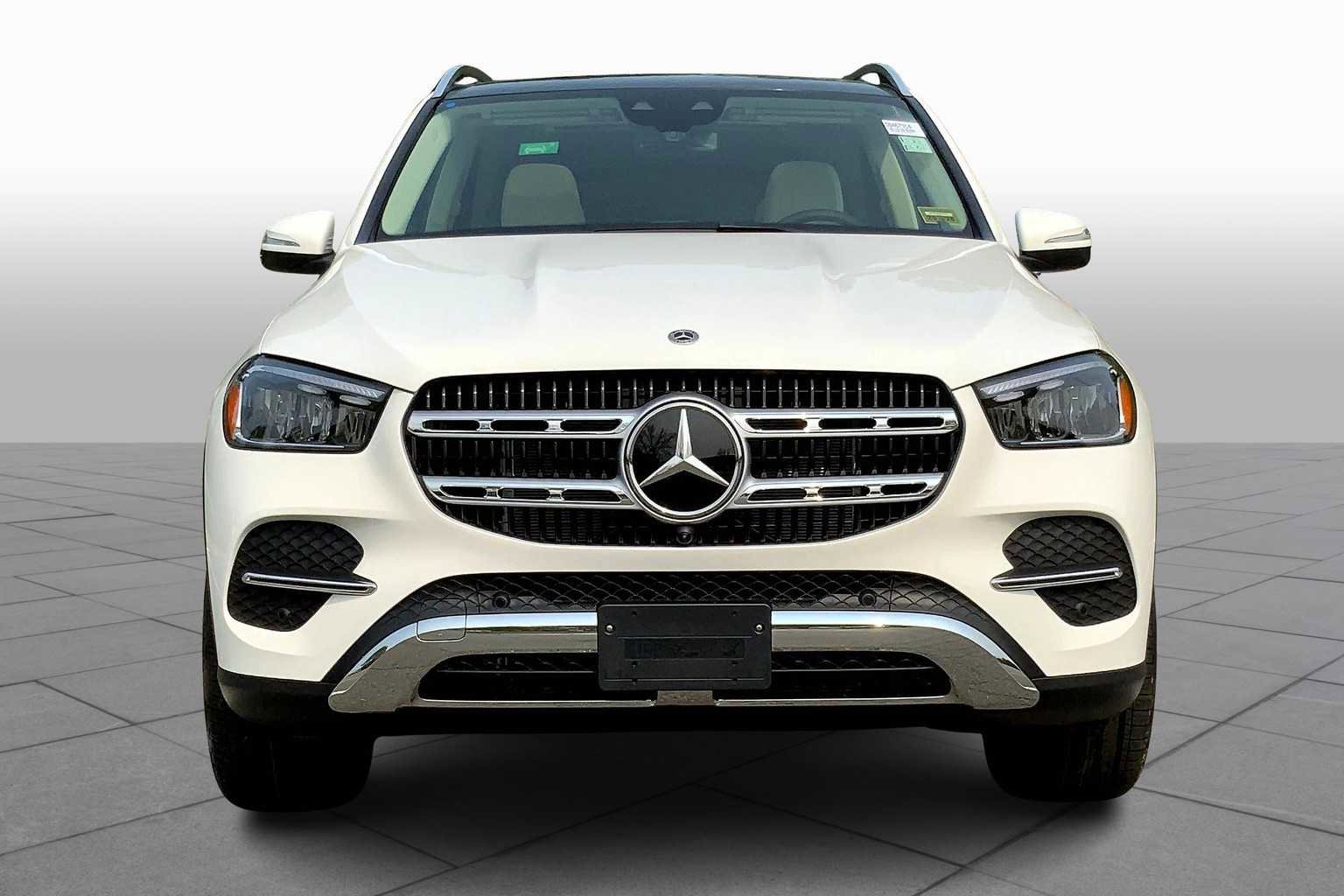 2025 Mercedes Benz GLE 450e 4MATIC photo 3