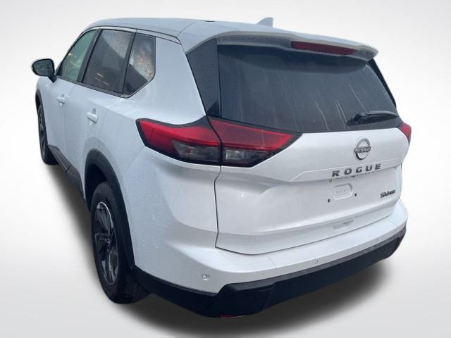 2024 Nissan Rogue SV photo 5