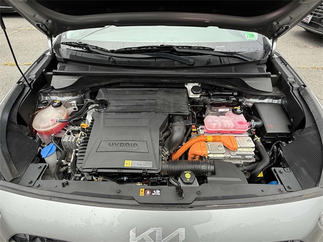 2022 Kia Niro Touring Special Edition photo 12