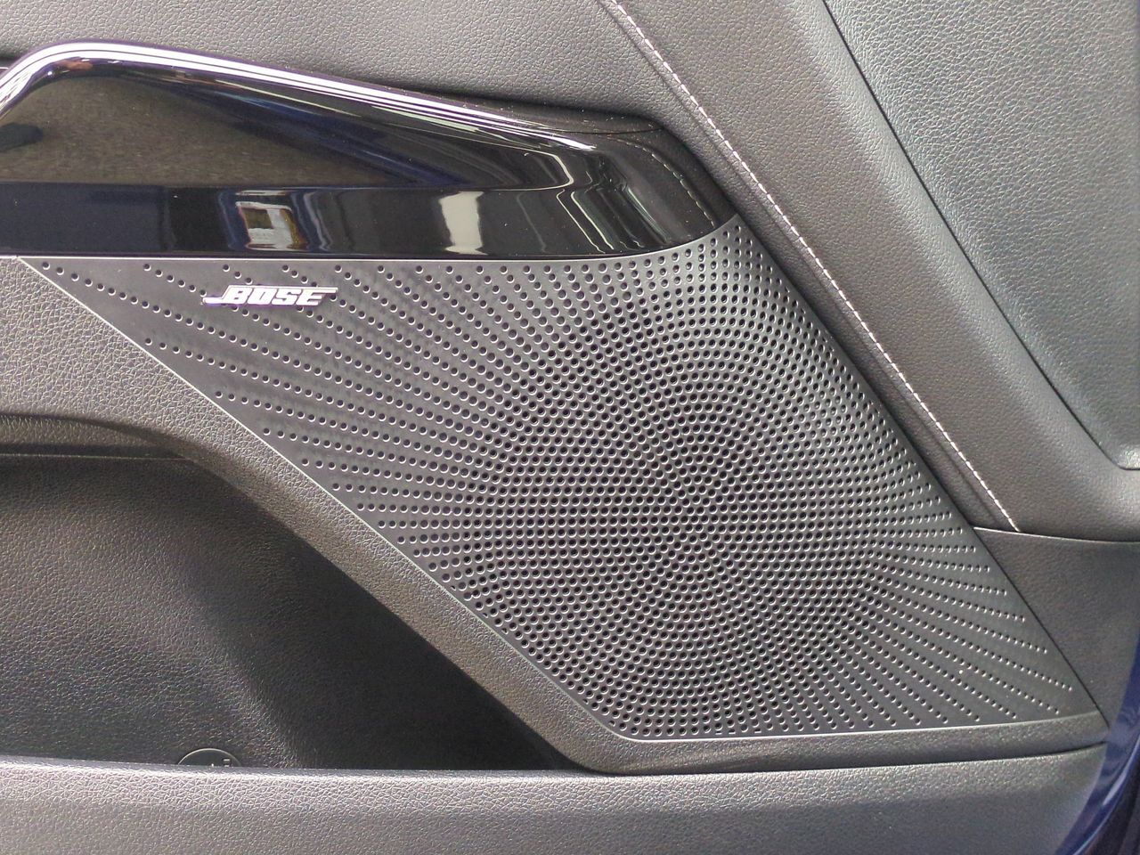 2025 Kia K5 GT-Line photo 19