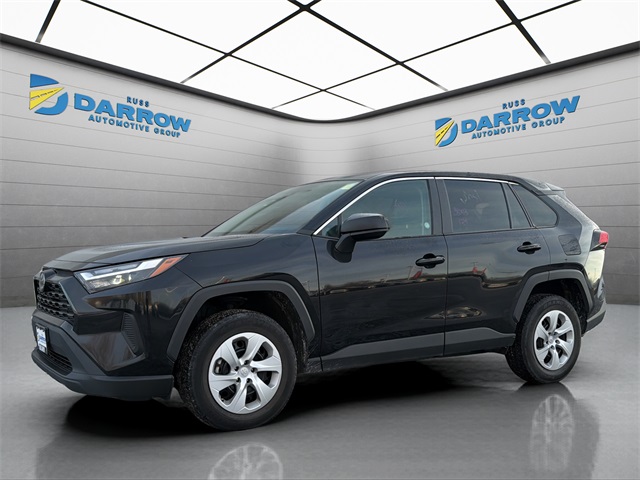2024 Toyota RAV4 LE's photo