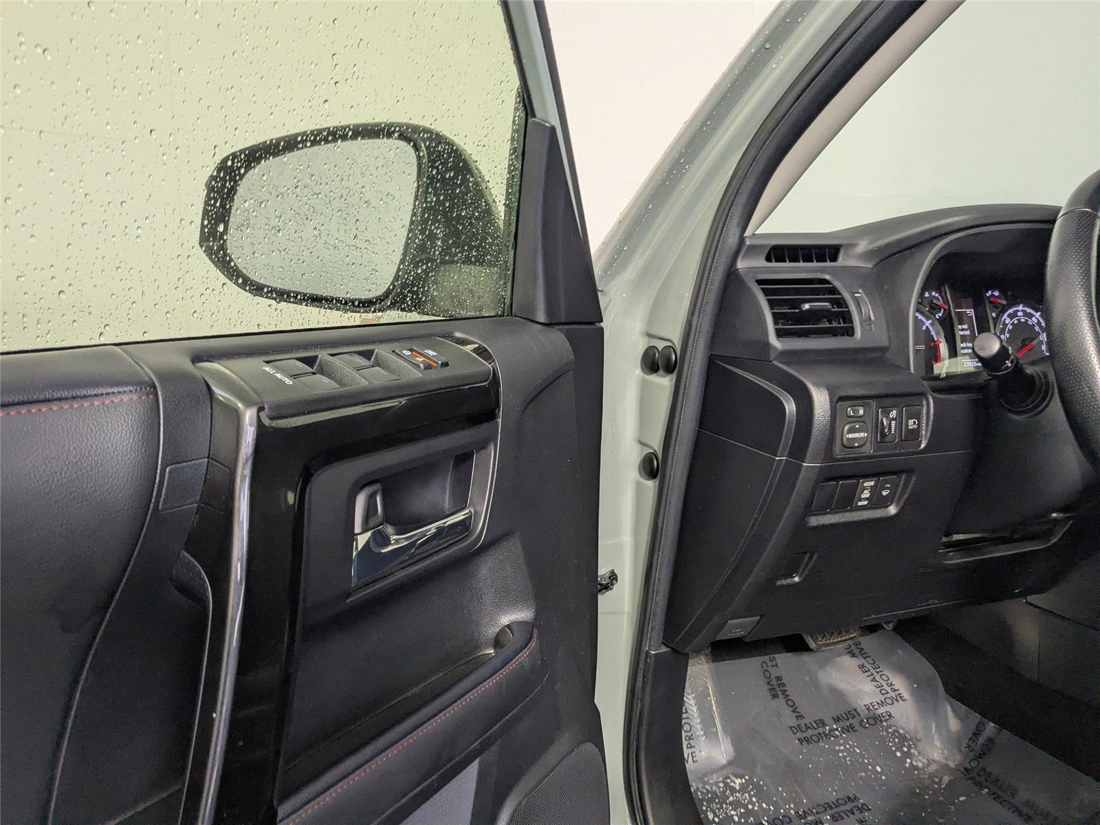 2023 Toyota 4Runner TRD Premium photo 10