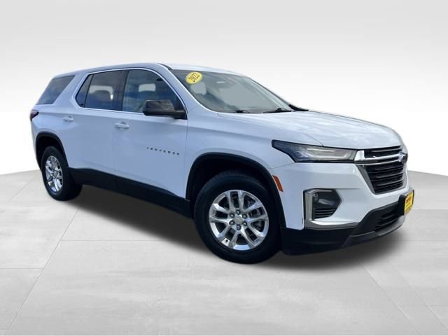 2022 Chevrolet Traverse LS's photo
