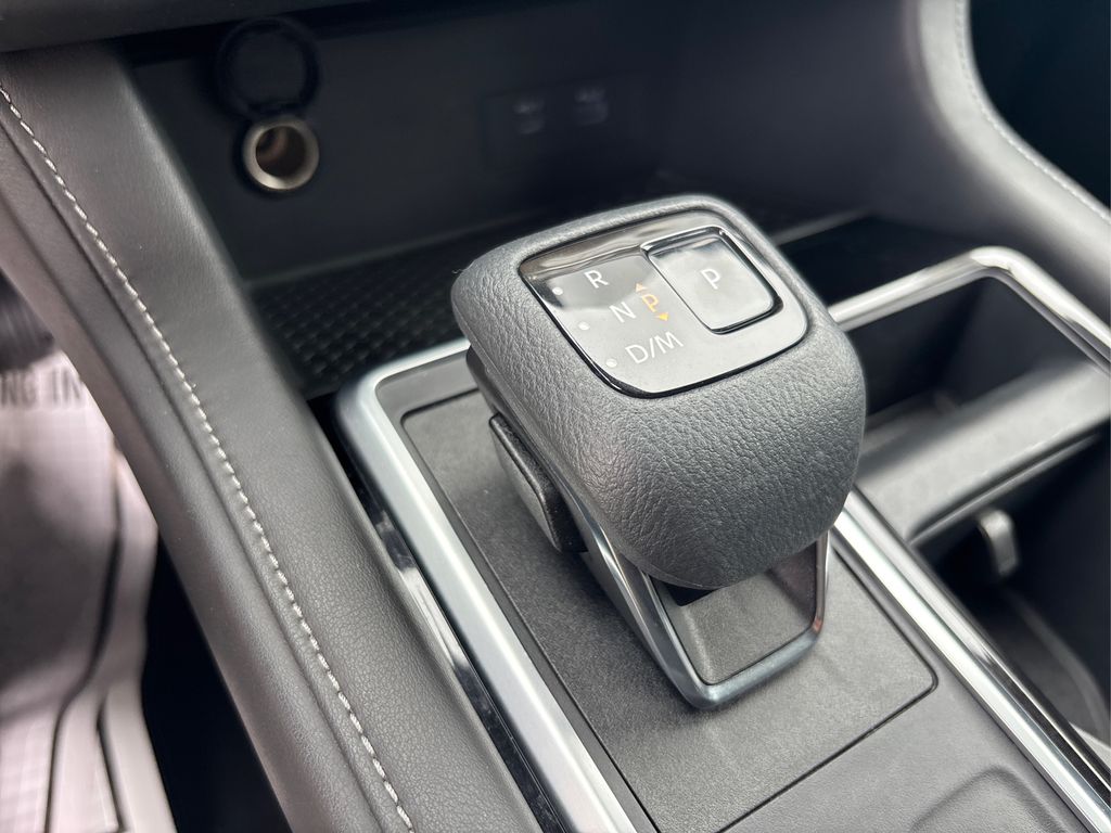 2022 Nissan Pathfinder SL photo 34