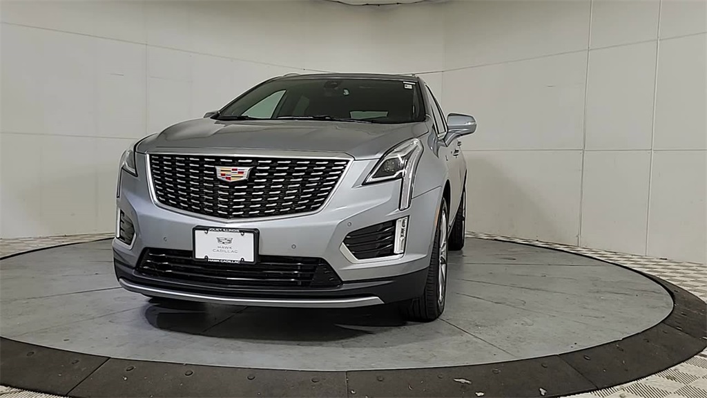 2025 CADILLAC XT5 - Image 3