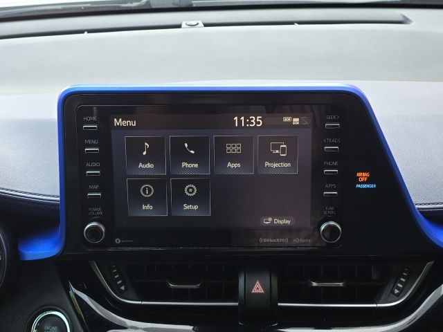 2020 Toyota C-HR XLE photo 25