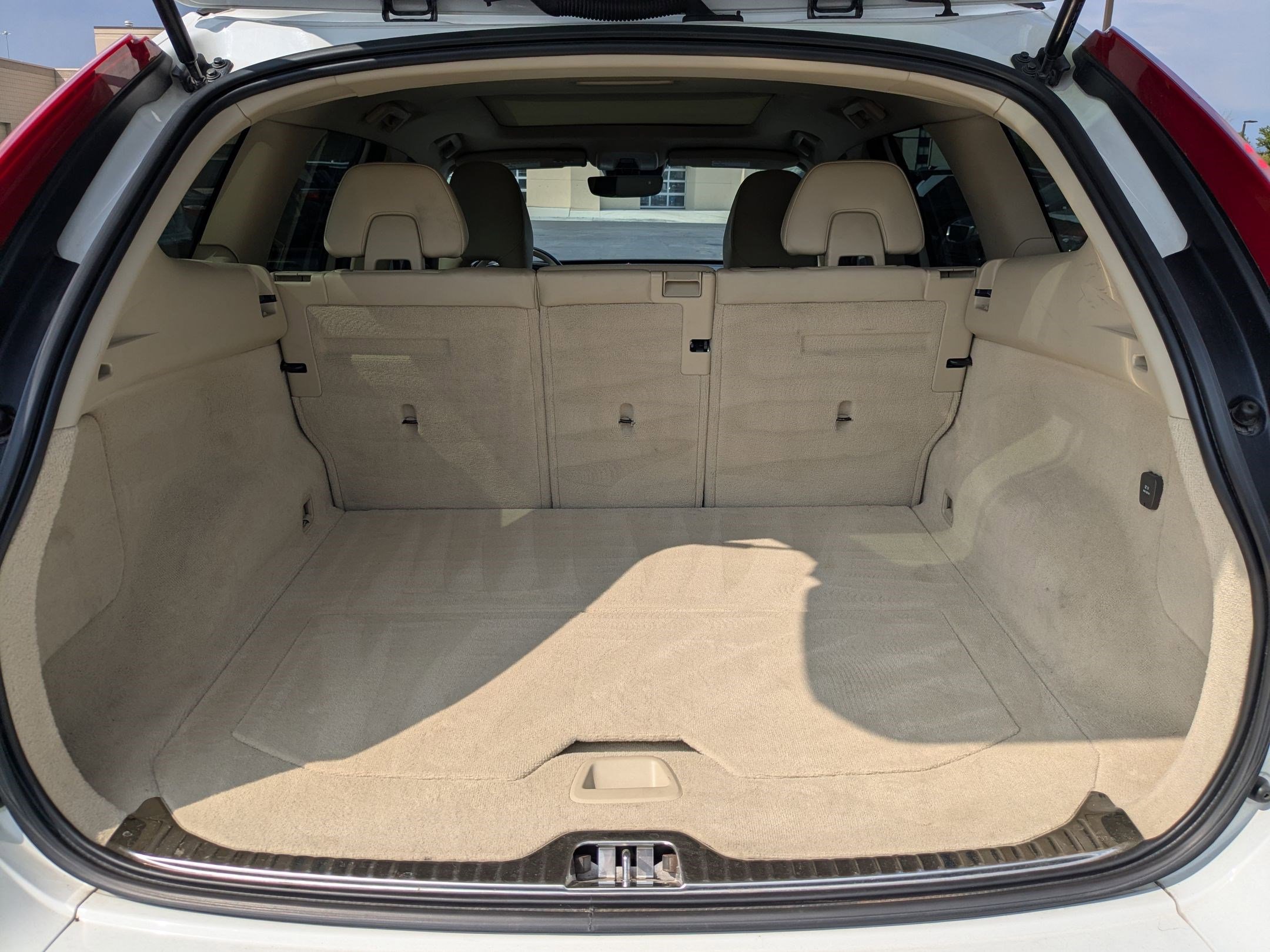 2015 Volvo XC60 T5 Premier photo 25