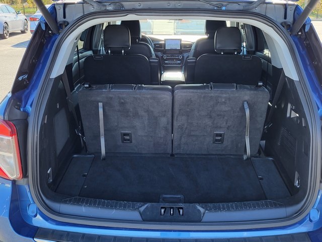 2023 Ford Explorer Limited photo 2