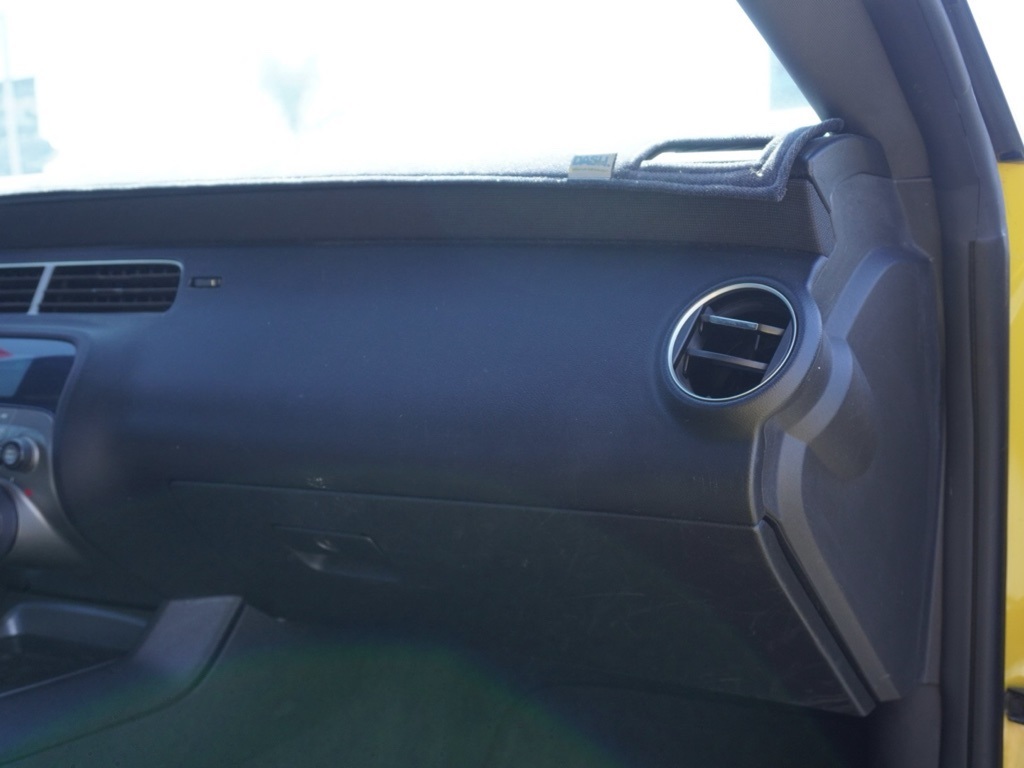2010 Chevrolet Camaro photo 21