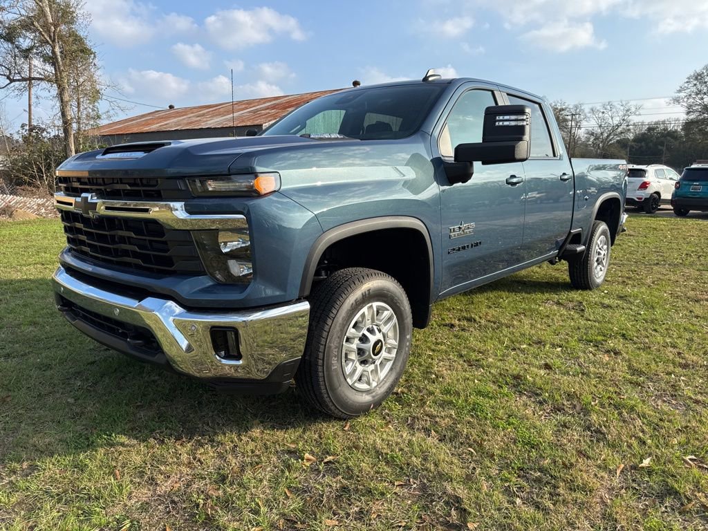 2026 Chevrolet Silverado 2500HD LT's photo