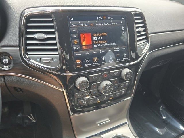 2021 Jeep Grand Cherokee Anniversary Edition photo 30