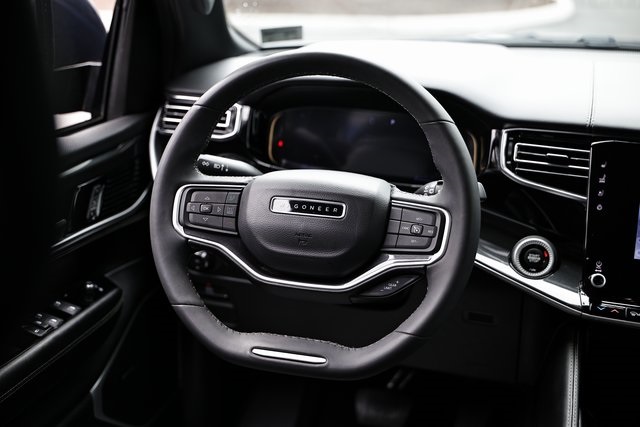 2022 Jeep Wagoneer Series I photo 25