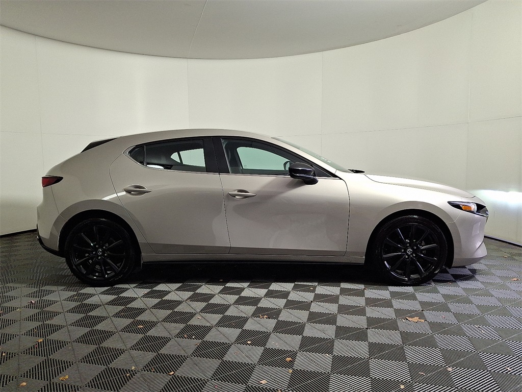 2025 Mazda Mazda3 2.5 Select Sport photo 4