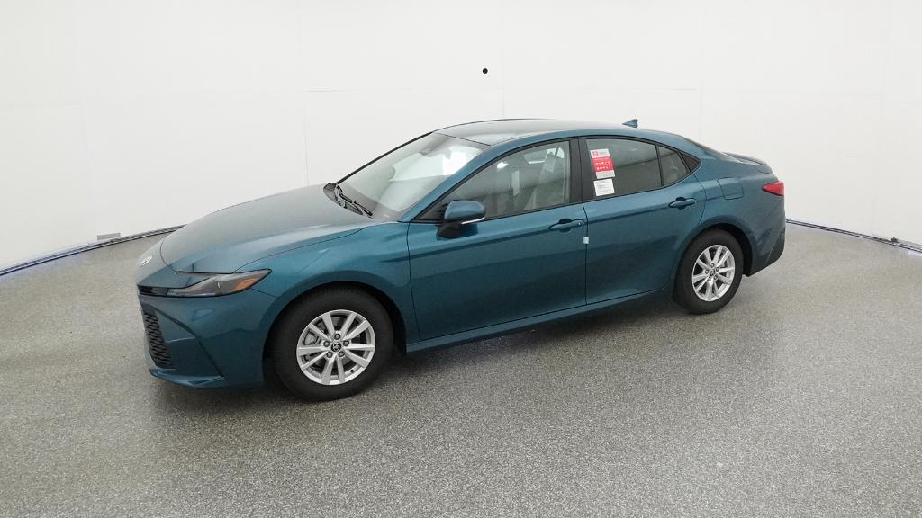 2026 Toyota Camry LE photo 7