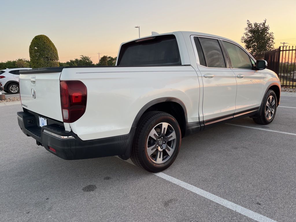 2018 Honda Ridgeline RTL photo 4