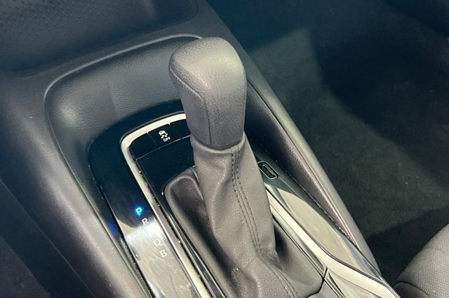 2021 Toyota Corolla LE photo 17