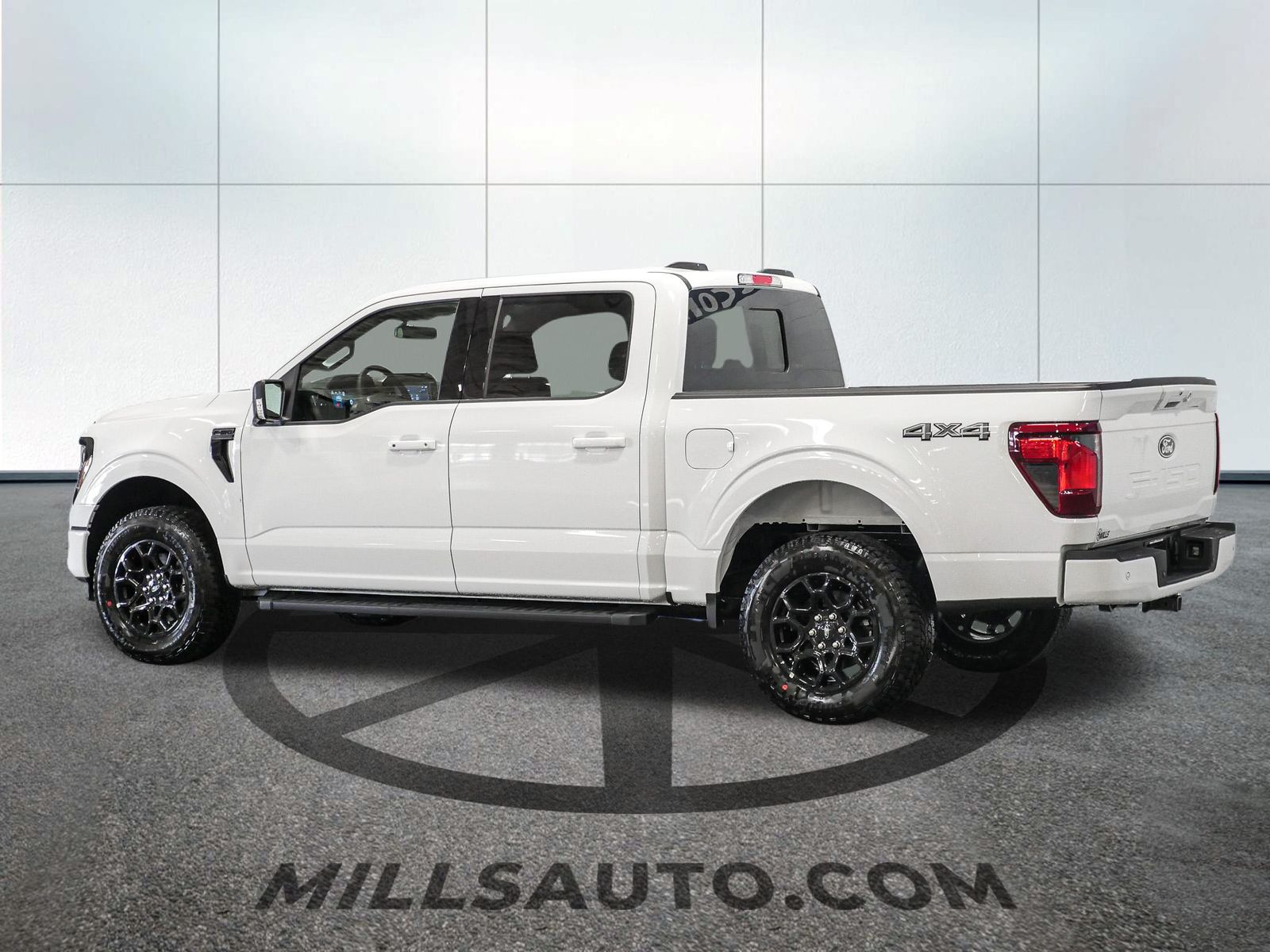 2025 Ford F-150 XLT photo 4