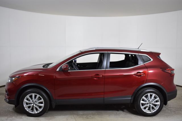 2022 Nissan Rogue Sport SV photo 2