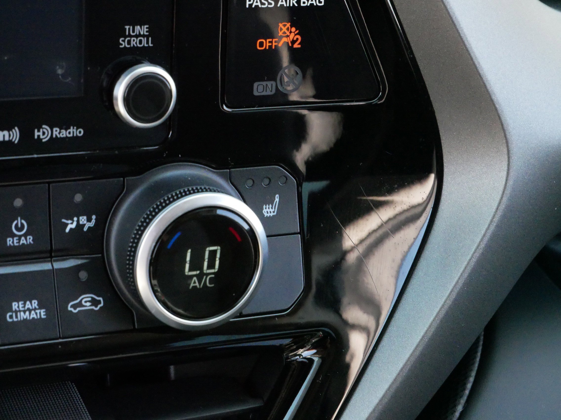 2022 Toyota Highlander XLE photo 30