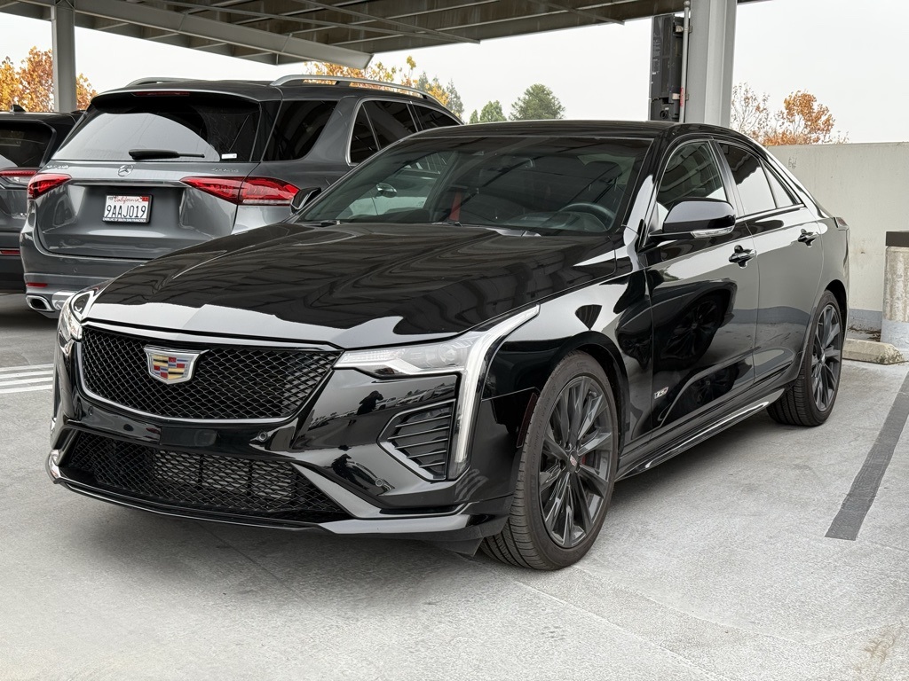 2023 Cadillac CT4 V-Series's photo