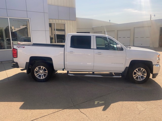 Used 2017 Chevrolet Silverado 1500 LT with VIN 3GCUKREC5HG248755 for sale in Kansas City