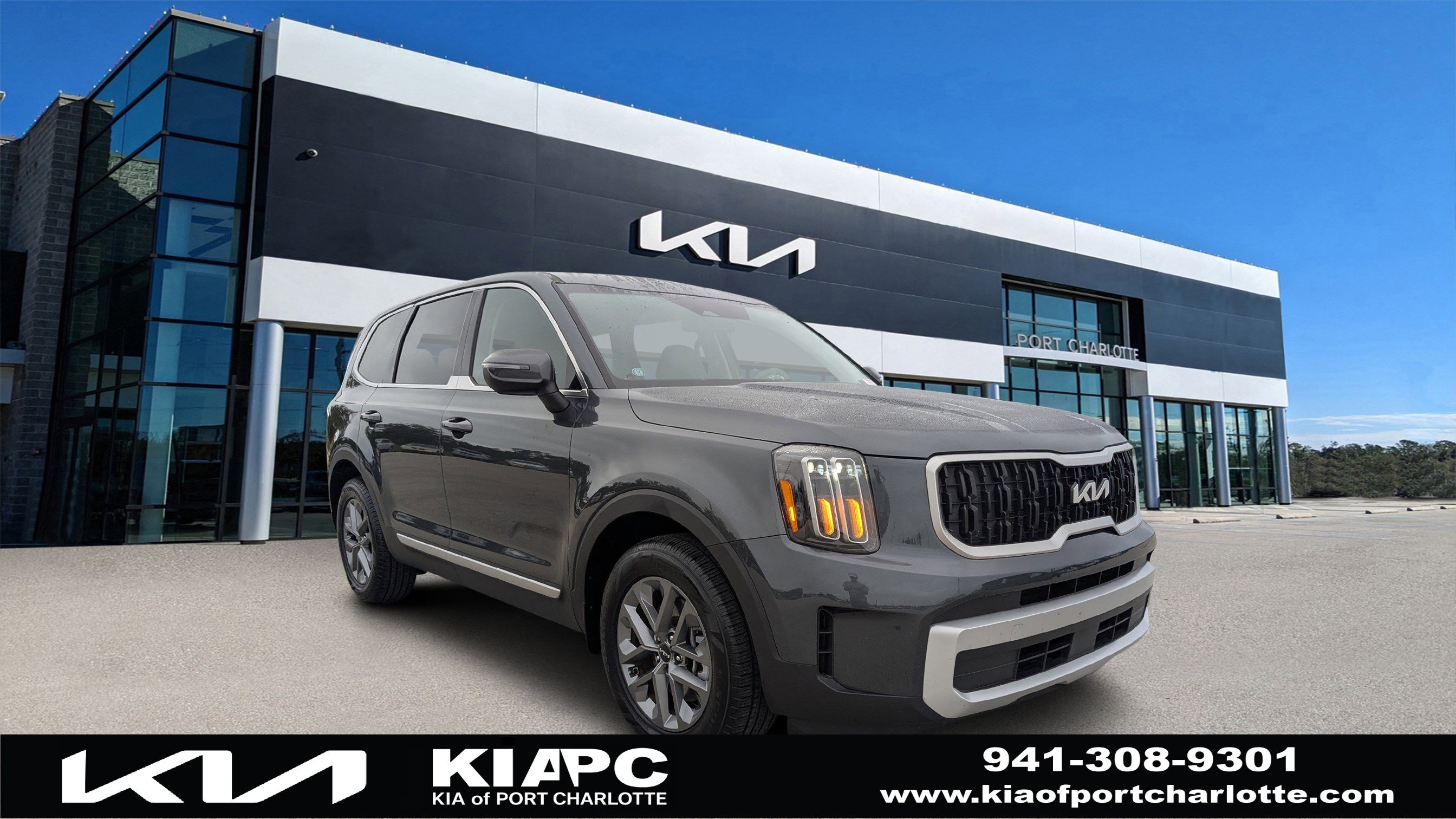 2024 Kia Telluride LX's photo