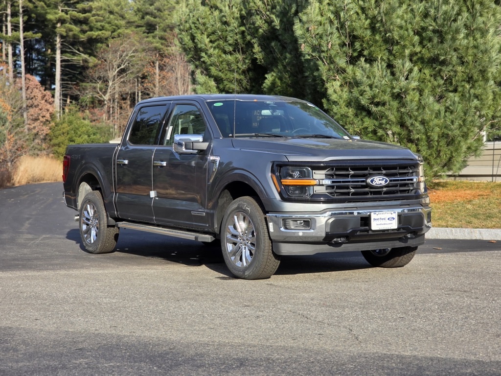 2025 Ford F-150 XLT photo 2